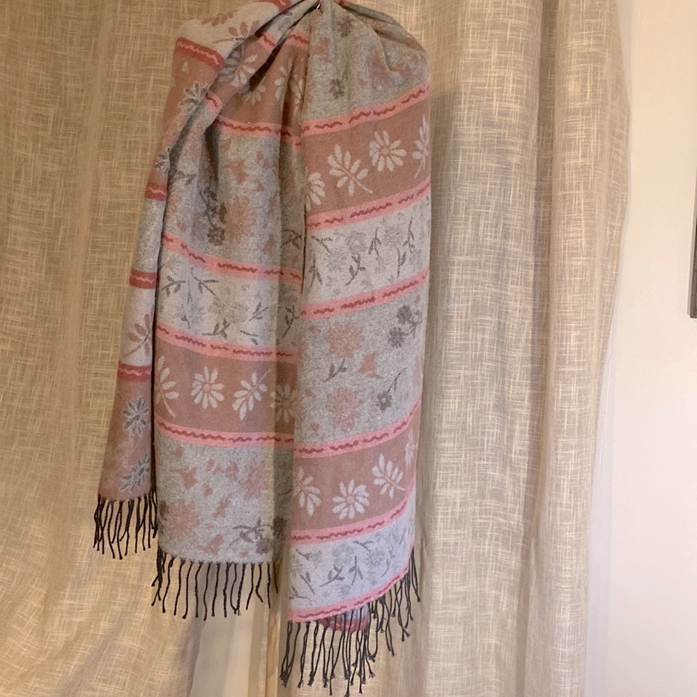 Dennis Basso- XL Blanket Scarf